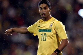 开云体育APP下载-班凯罗只手遮天，当雄鹿的公牛之舞被一人谱写成独奏