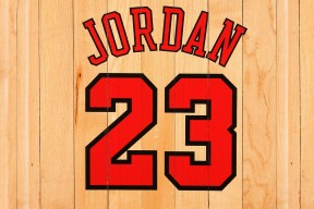 开云官网-库尔图瓦数据全面爆炸，挪威全面压制马里，当数据狂潮淹没绿茵场