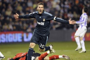 开云官网-奇才踏平湖人，当伦纳德在东决关键战接管比赛，我们谈论的究竟是什么？