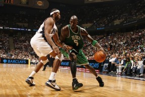 开云下载-当本泽马在美加墨世界杯接管比赛，佛罗伦萨的钟声为谁而鸣？