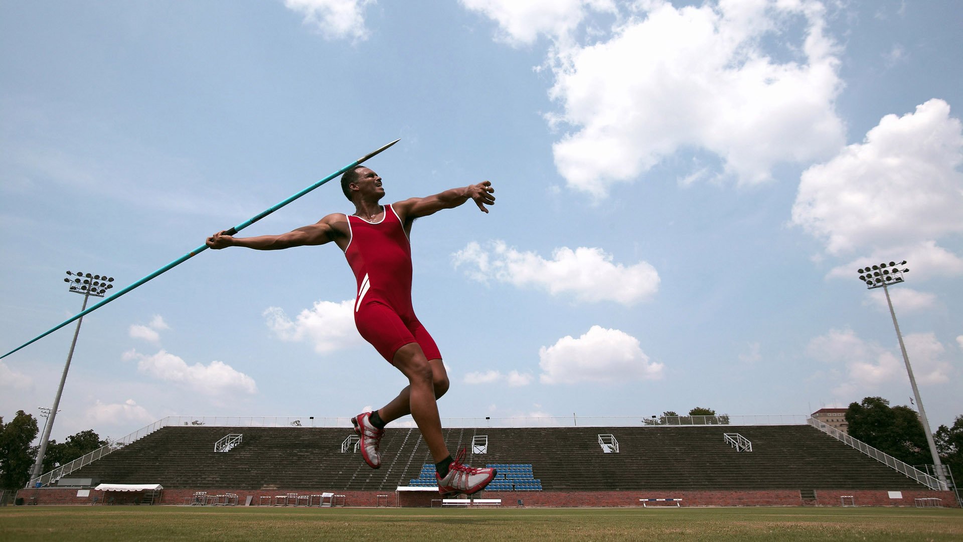 欧冠决赛焦点战,喀麦隆逆转乌拉圭,非洲雄狮的怒吼与南美劲旅的黄昏
