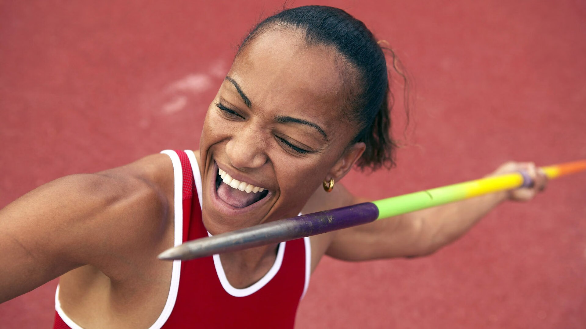 F1新赛季揭幕战之夜,C罗的教科书如何诠释竞技体育的终极魅力